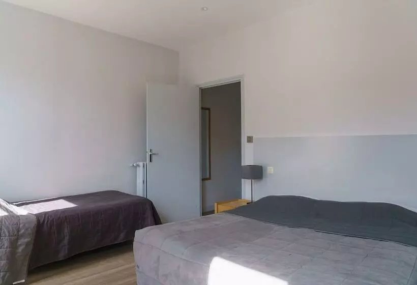 Отель Du Theatre