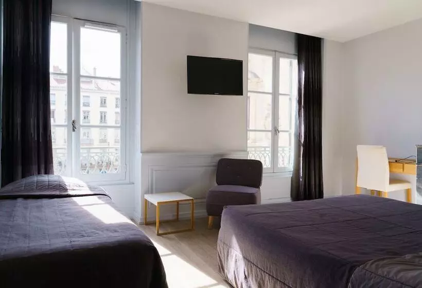 Отель Du Theatre