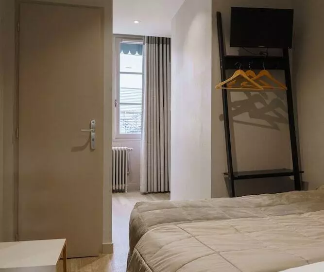 Отель Du Theatre