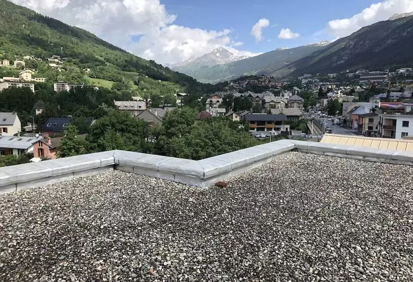 בית מלון כפרי Hôtel De Paris