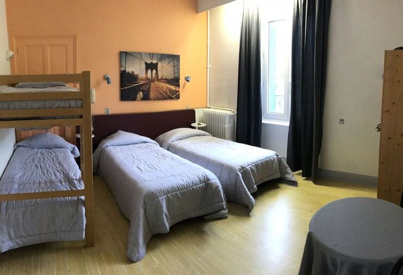 هتل Hôtel De Paris