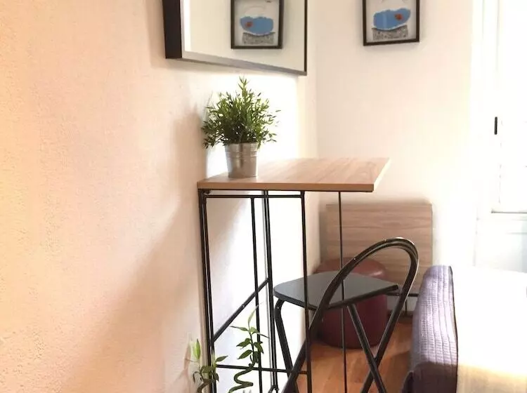 Отель Hôtel Du Petit Louvre