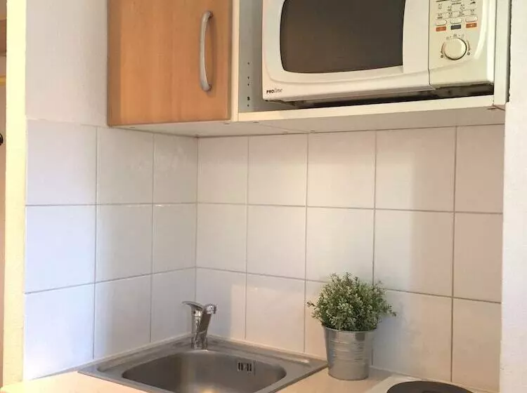 Отель Hôtel Du Petit Louvre