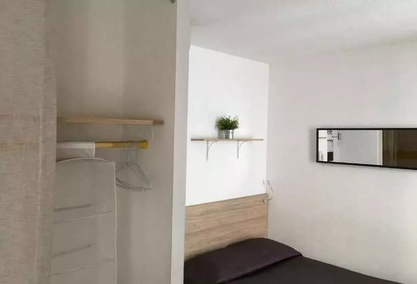 Отель Hôtel Du Petit Louvre