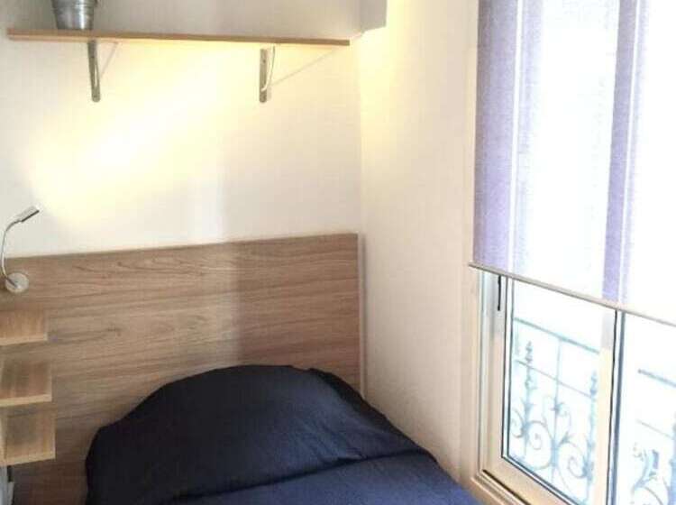 בית מלון כפרי Hôtel Du Petit Louvre