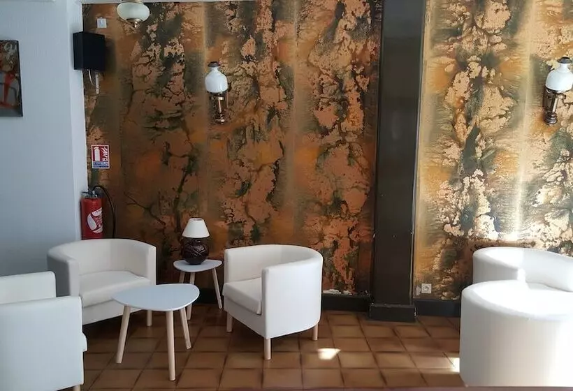 בית מלון כפרי Hôtel Le Palmarium