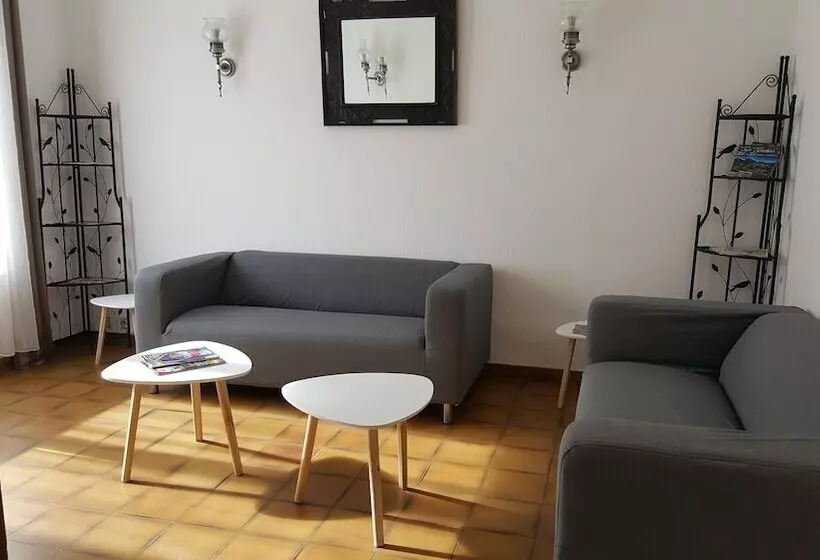 בית מלון כפרי Hôtel Le Palmarium