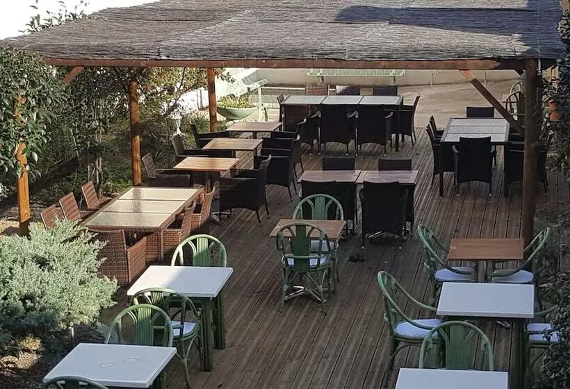 בית מלון כפרי Hôtel Le Palmarium