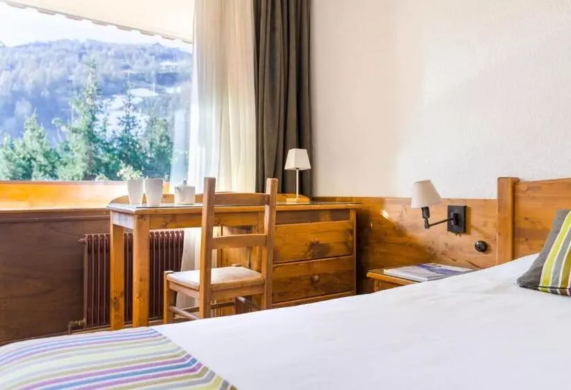 호텔 Hôtel Plein Sud Et Piscine