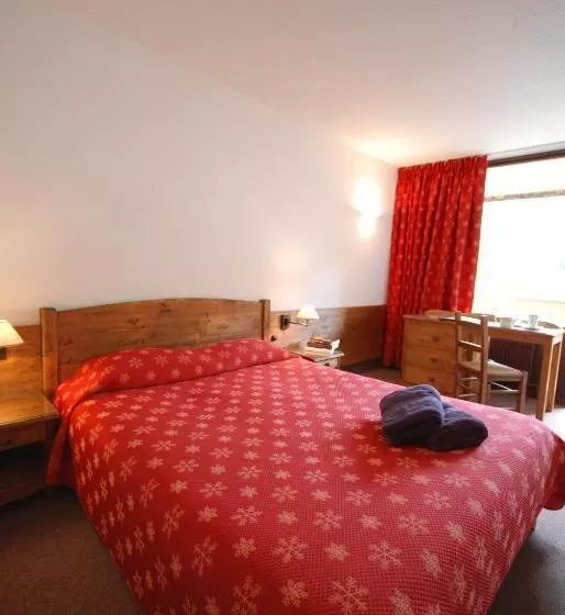 호텔 Hôtel Plein Sud Et Piscine