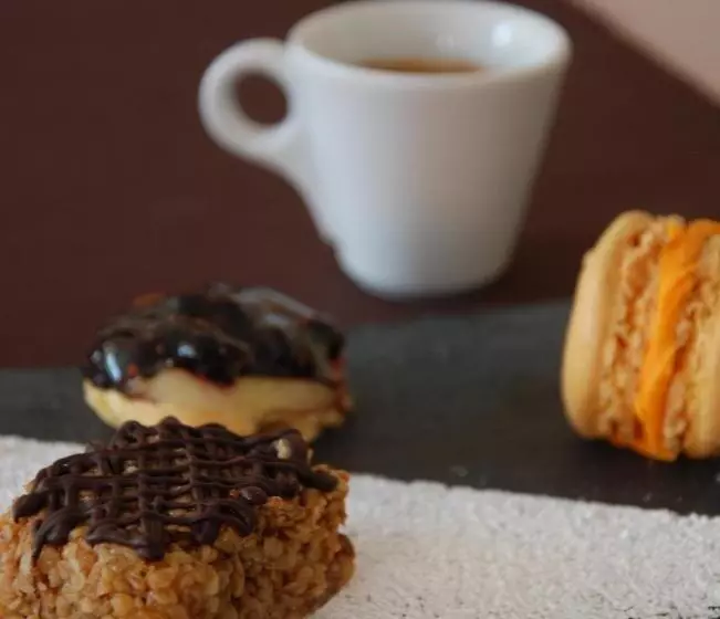 호텔 Hôtel Plein Sud Et Piscine