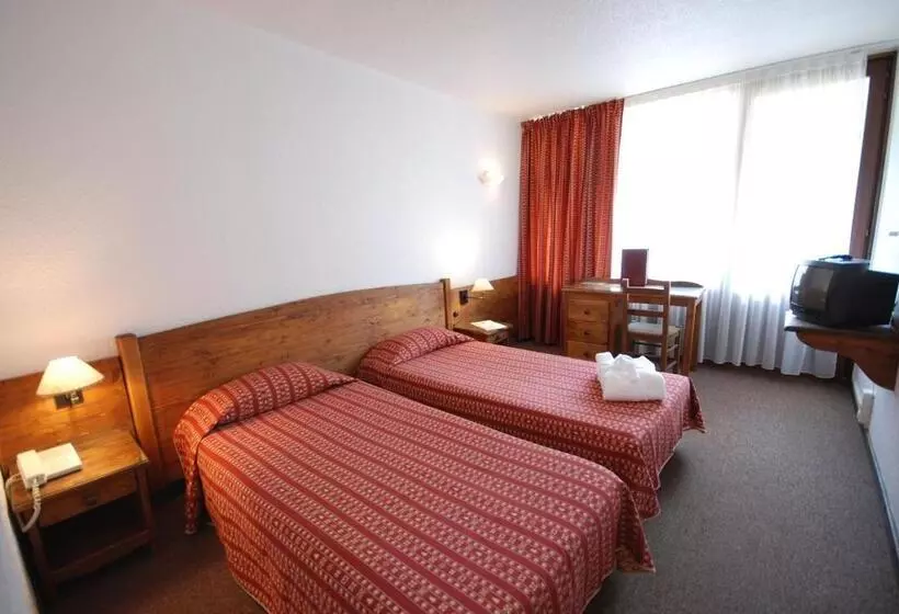 호텔 Hôtel Plein Sud Et Piscine