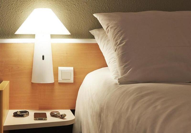 בית מלון כפרי Ibis Auray