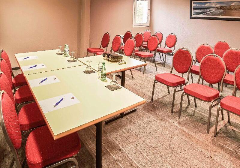 בית מלון כפרי Ibis Auray