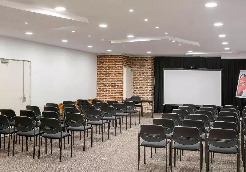 酒店 Ibis Douai Centre