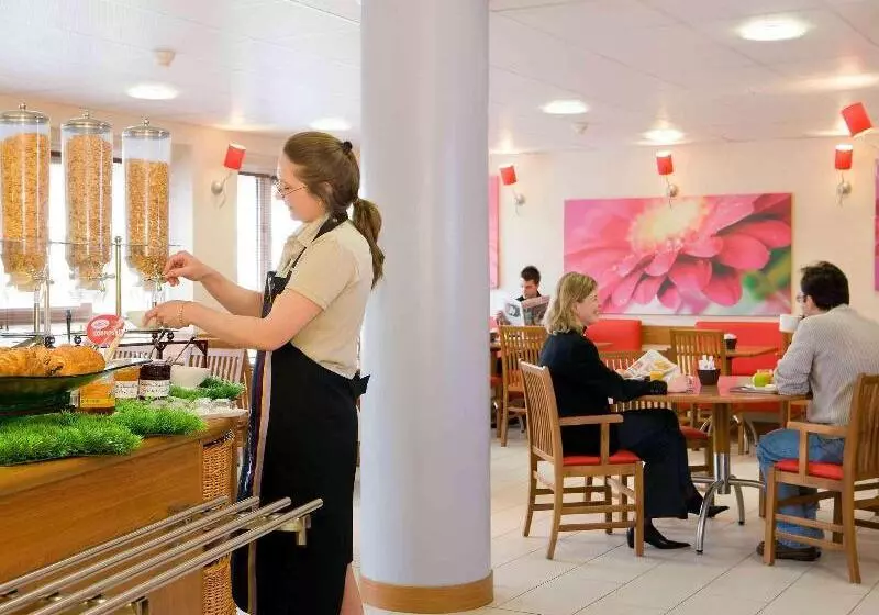 Otel Ibis Nancy Centre Gare Et Congrès