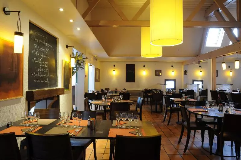 فندق Kyriad Reims Est Parc Expositions