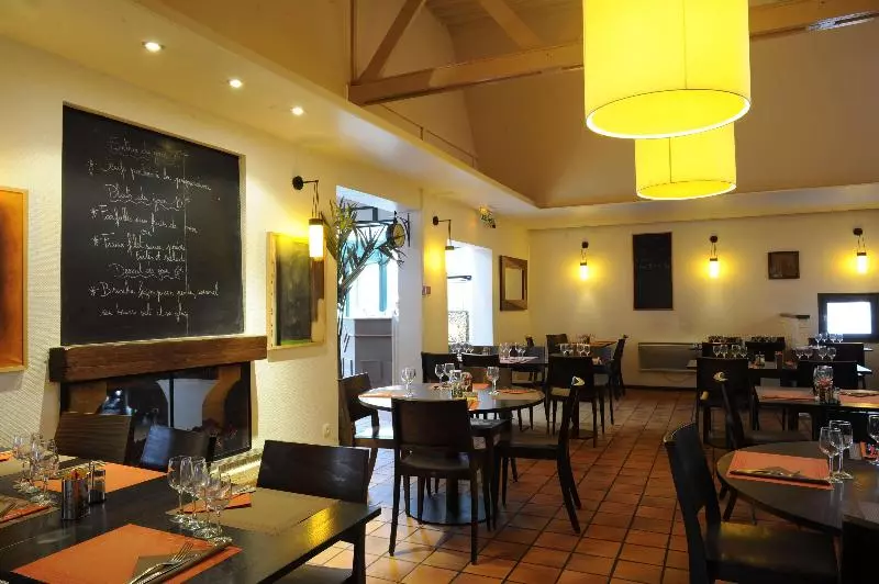 فندق Kyriad Reims Est Parc Expositions