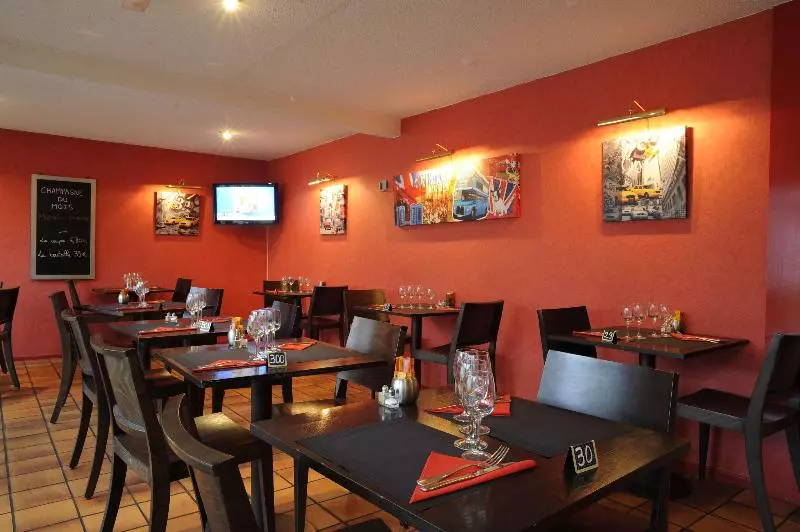 فندق Kyriad Reims Est Parc Expositions