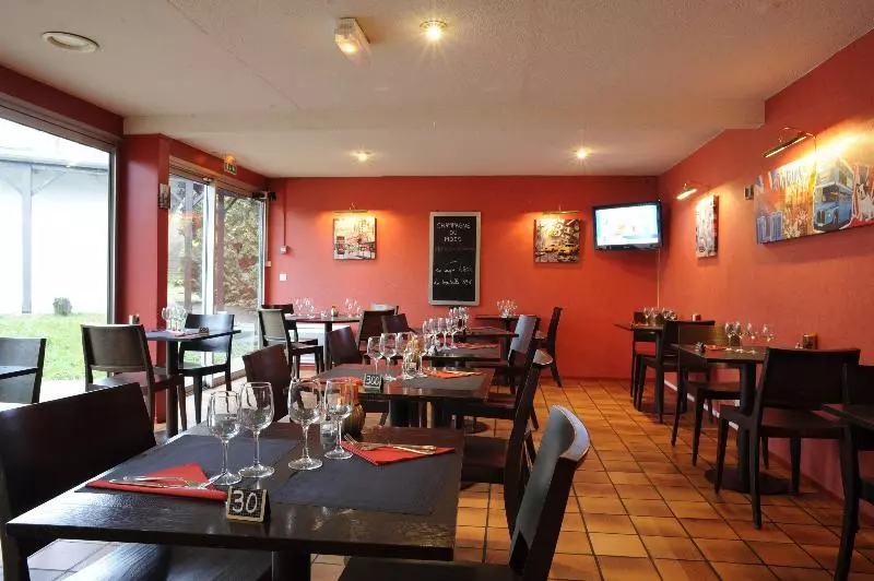 فندق Kyriad Reims Est Parc Expositions