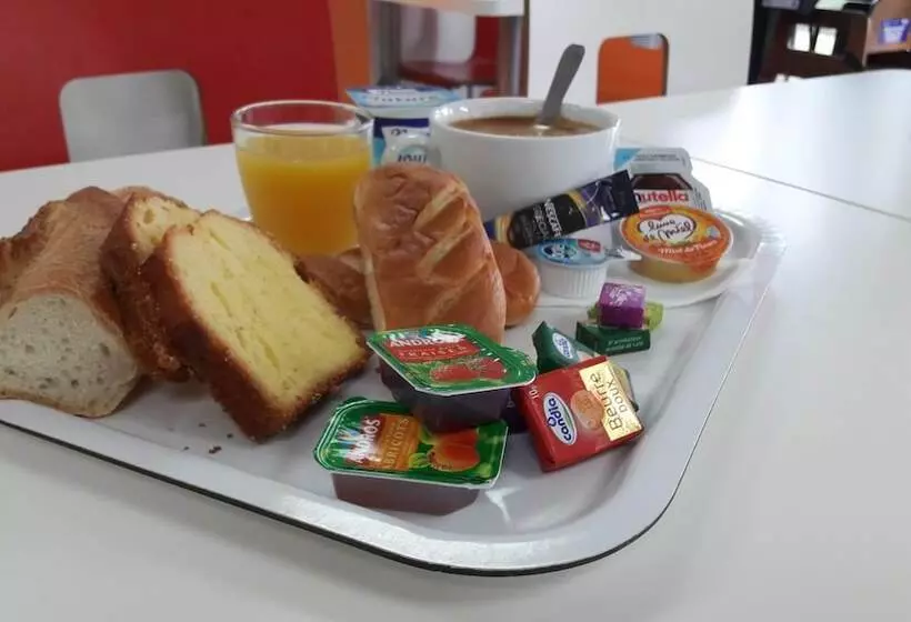 فندق Premiere Classe Reims Ouest Tinqueux