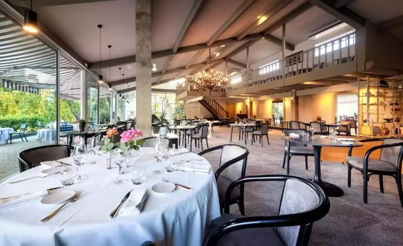 Отель La Reserve Albi Hôtel Restaurant