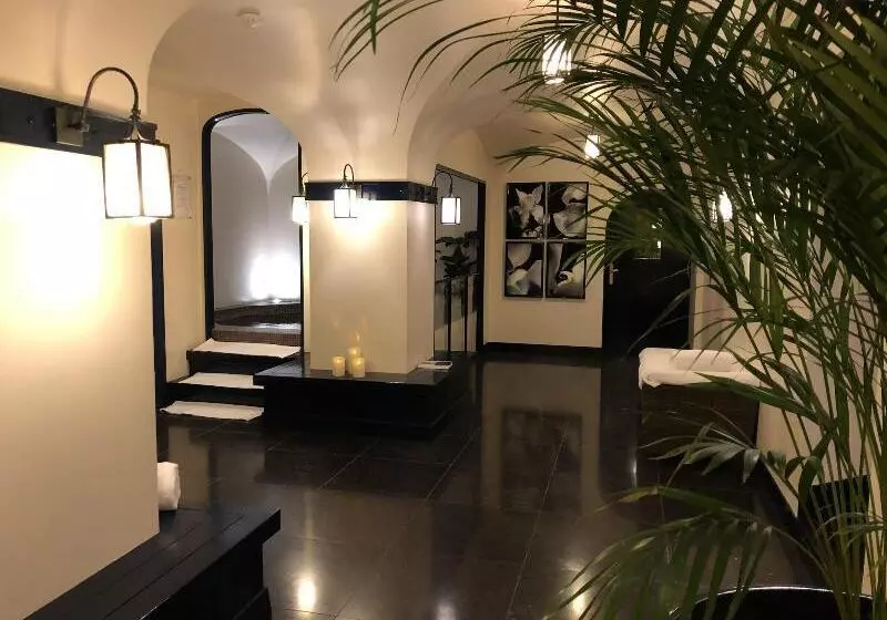 Hôtel Relais Christine