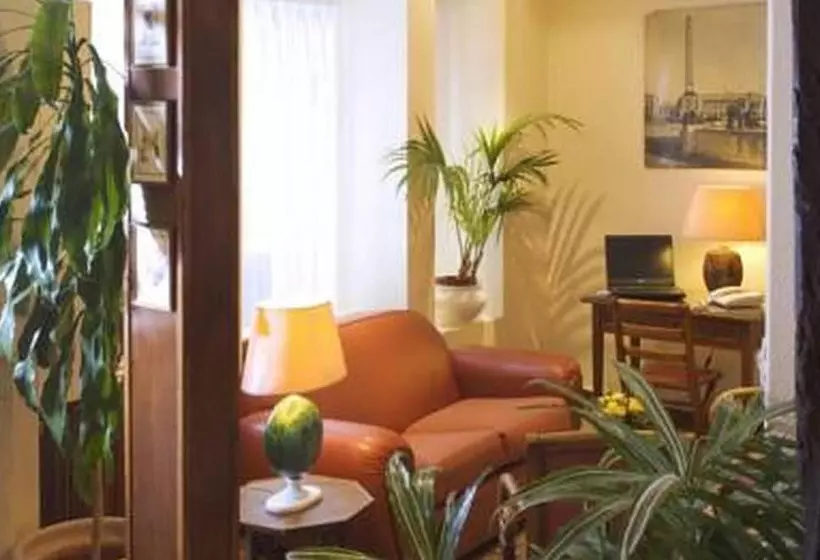 ホテル Saint Roch