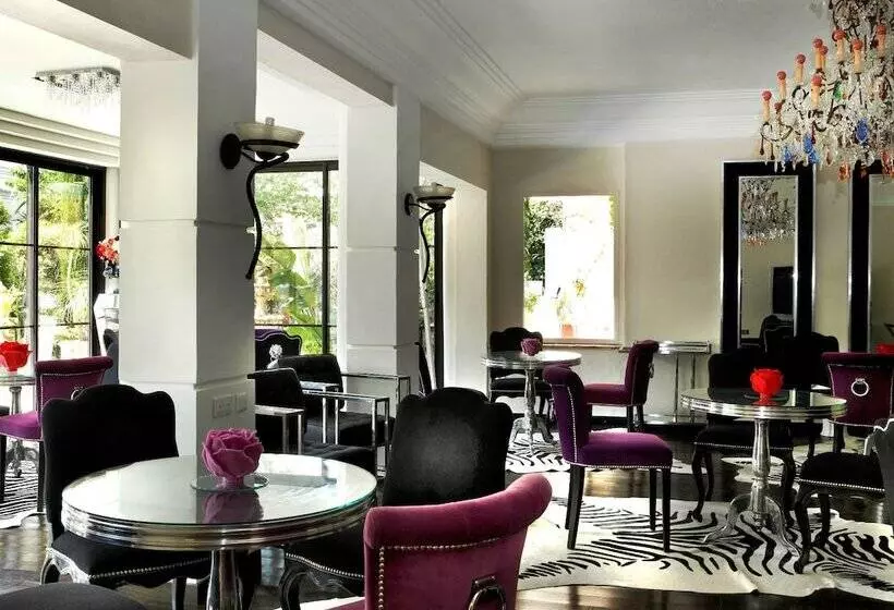 هتل Hôtel La Villa Sainte Valérie Adults Only