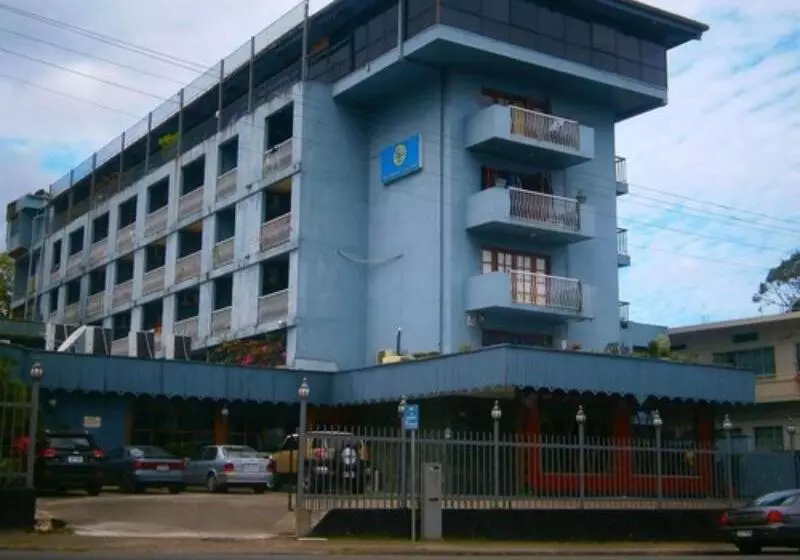 Southern Cross Hotel Fiji