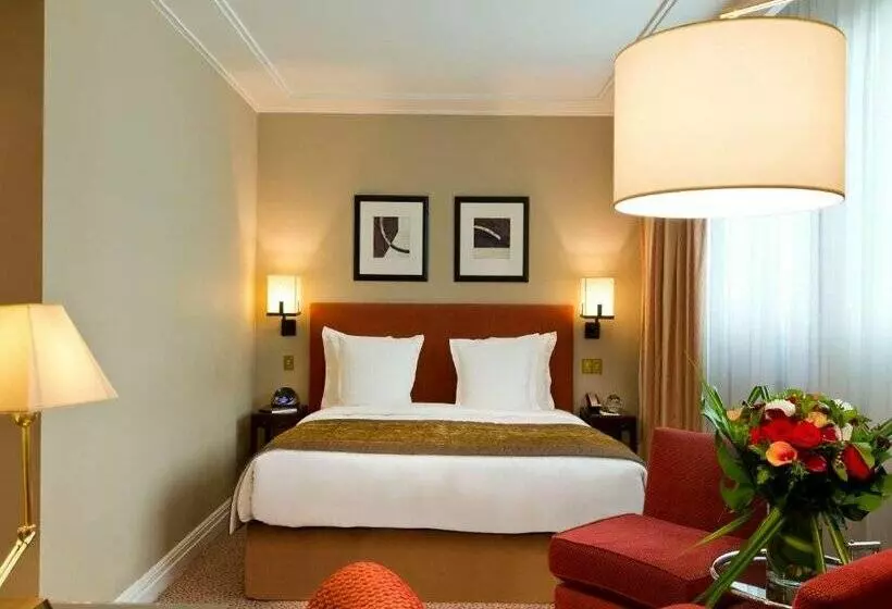 Hotel Warwick Paris