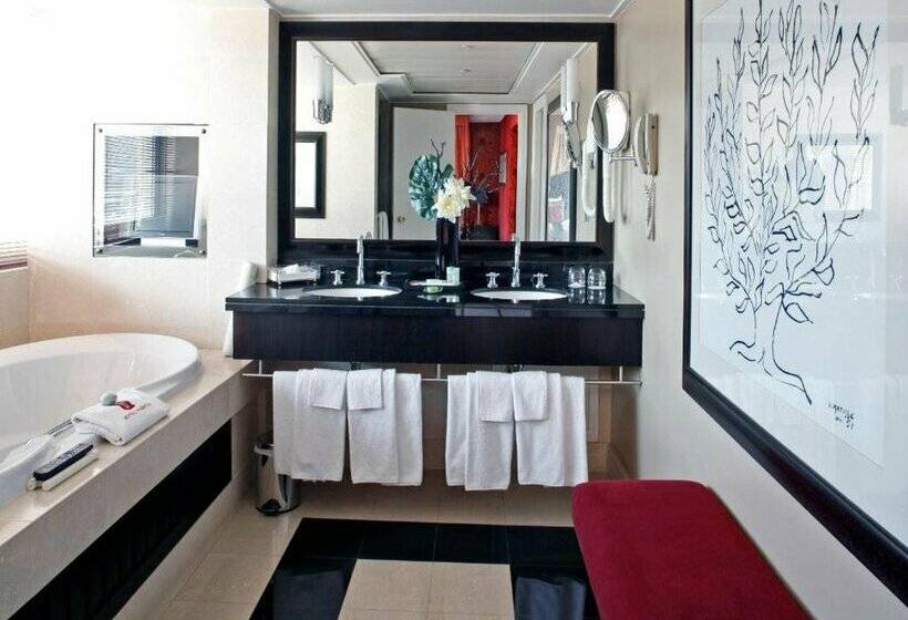 ホテル Warwick Paris