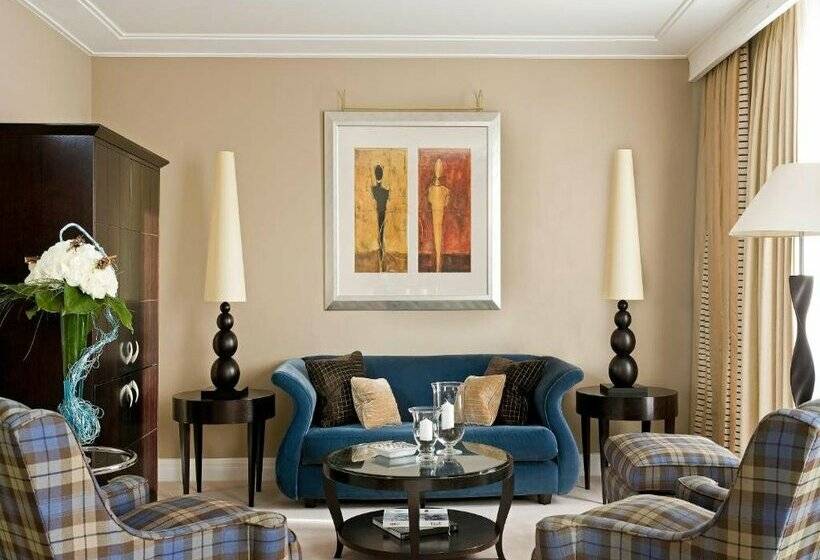 ホテル Warwick Paris