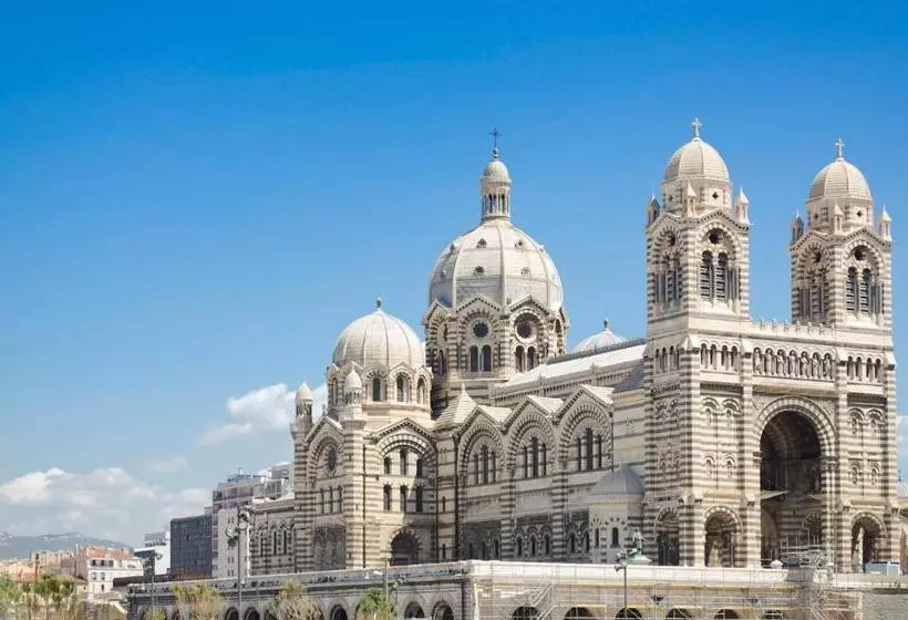 Novotel Marseille Est Porte D Aubagne