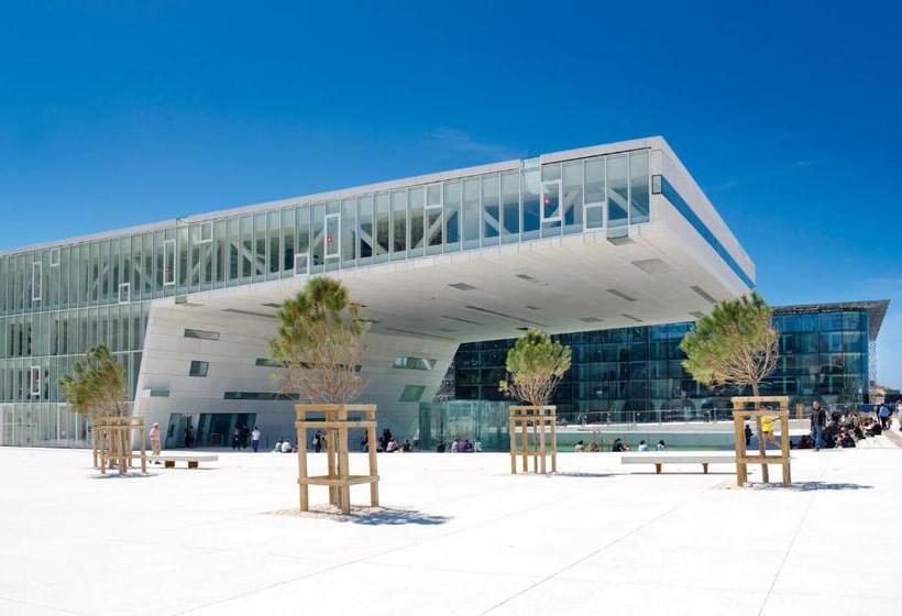Novotel Marseille Est Porte D Aubagne