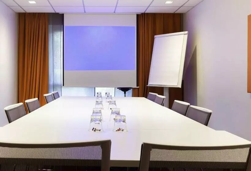 Novotel Massy Palaiseau