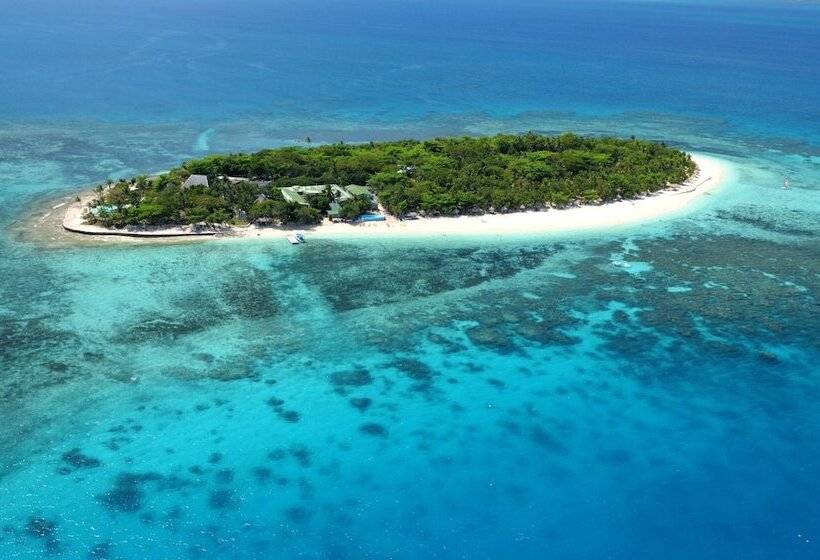 Nakelo Treasure Island Resort & Spa