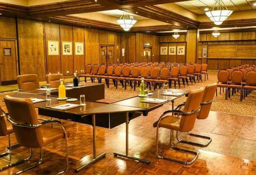 Cairndale Hotel & Spa