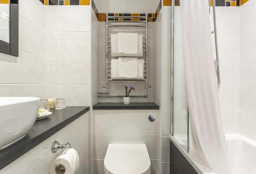 Cairndale Hotel & Spa