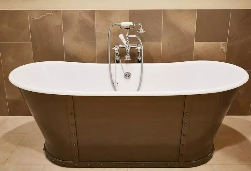 Bailiffscourt Hotel & Spa