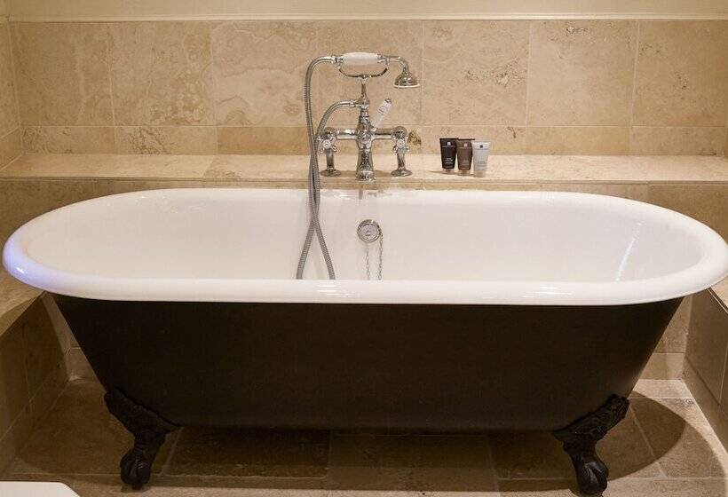 Bailiffscourt Hotel & Spa