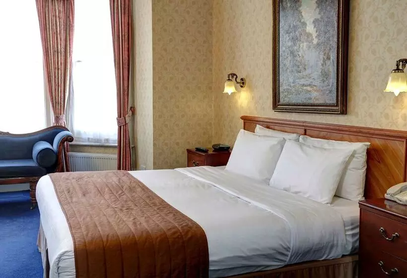 Hotelli Best Western Swiss Cottage