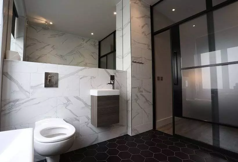 هتل Euston Square