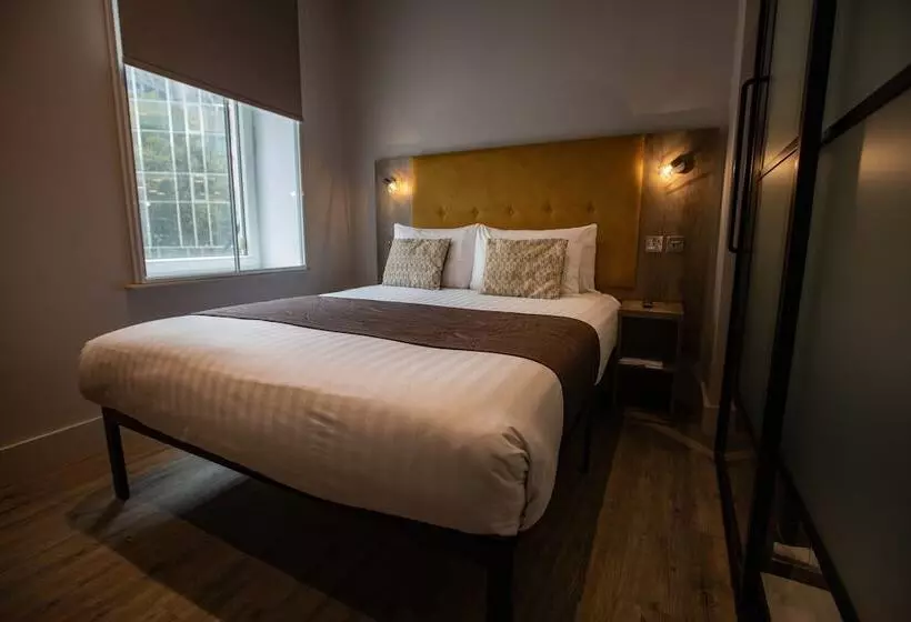 هتل Euston Square