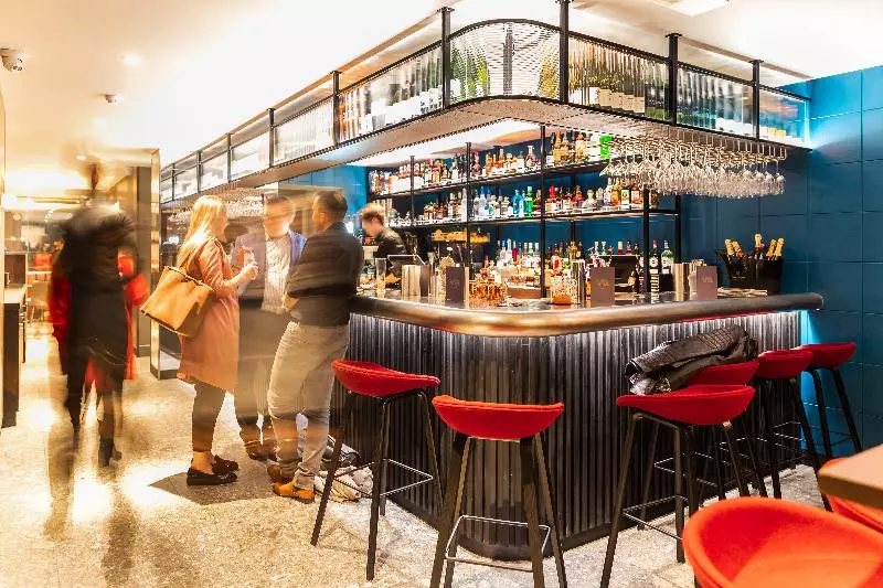 هتل Euston Square