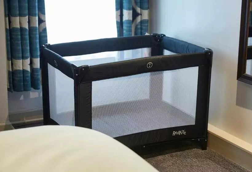 Hotel Hartwood Hall By Greene King Inns