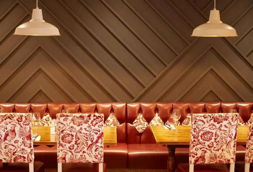 Hotel Hartwood Hall By Greene King Inns