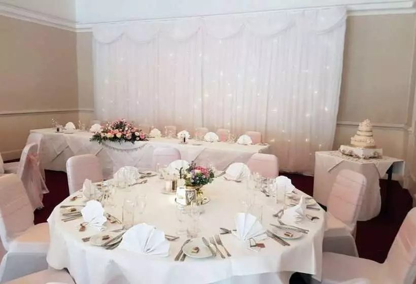 호텔 Holiday Inn Ashford Central, An Ihg