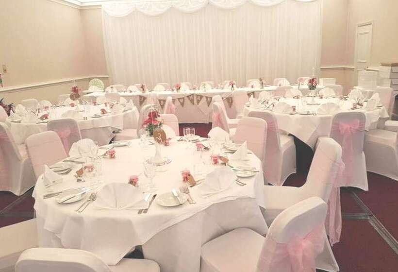 בית מלון כפרי Holiday Inn Ashford Central, An Ihg