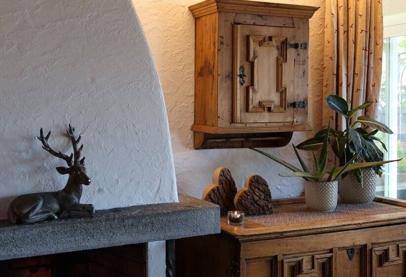 Giessen Hotel & Coffeehouse